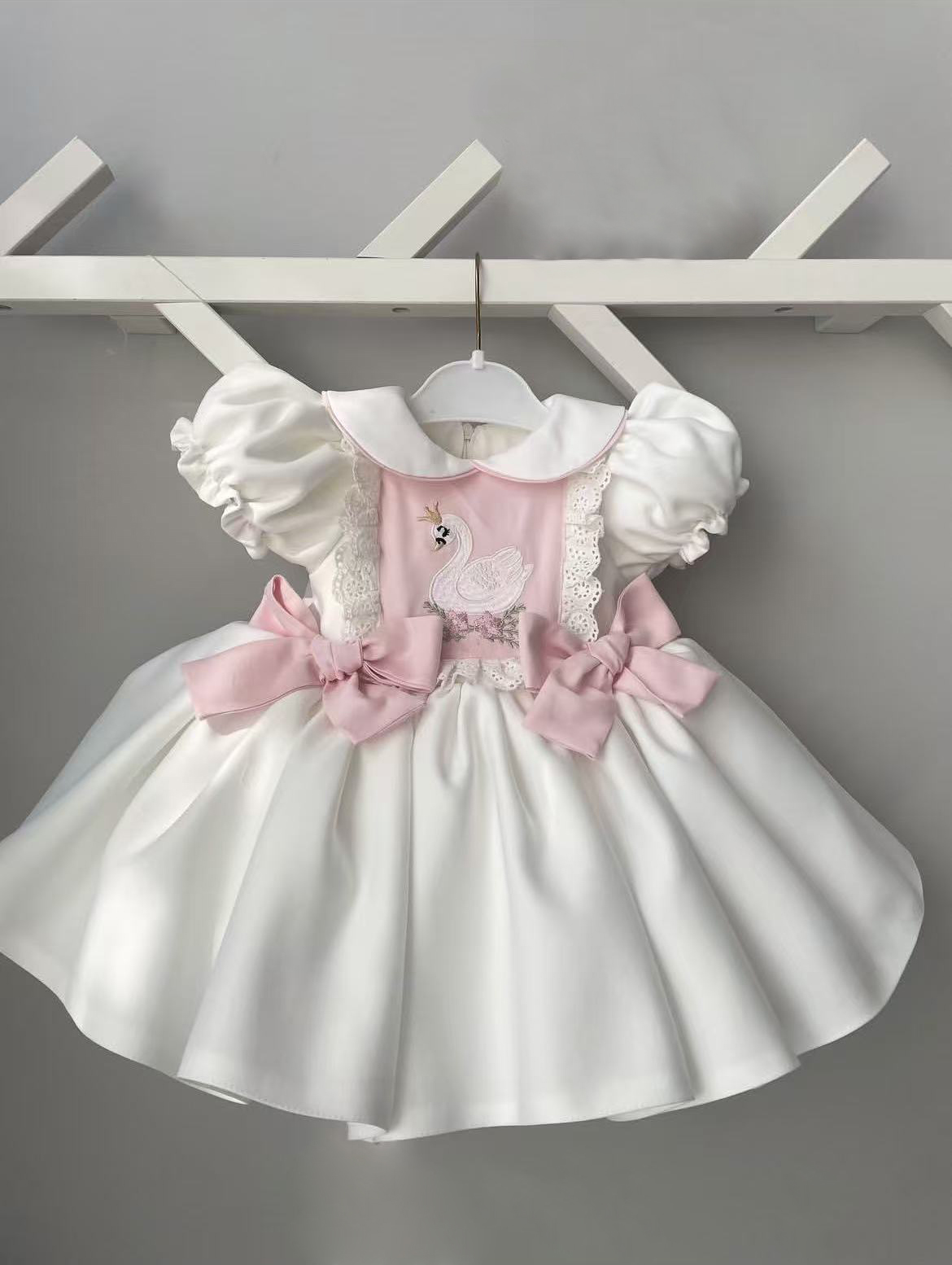 Embroidery White Dress - 0-12Y 아기 소녀 여름 흰색 백조