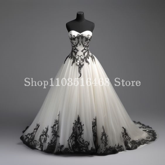 Embroidery White Dress - 블랙 화이트 고딕 자수 웨딩 원피스,