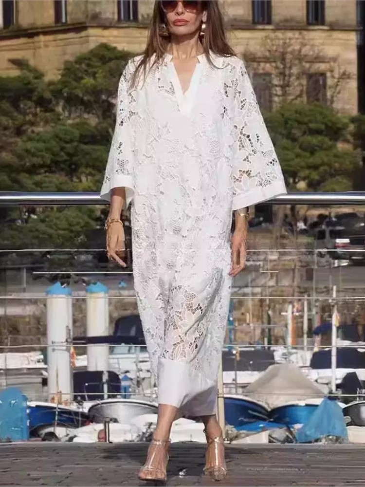 화이트 자수 레이스 드레스 여성 봄 섹시 V넥 홀터넥  - Embroidery White Dress 리뷰 및 가격